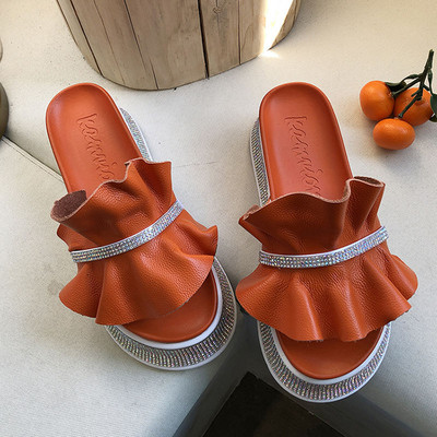 Stílusos női papucs műbőr kövekkel több színben