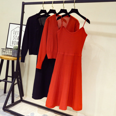 Стилен дамски комплект от две части - рокля и жилетка в черен и червен цвят