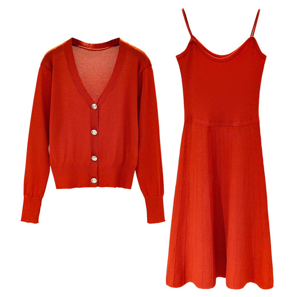 Stílusos női szett két részből - ruha és mellény fekete és piros színben