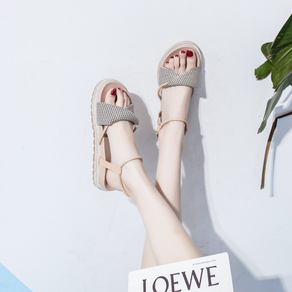 Női alkalmi szandál két színben