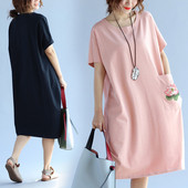 Καθημερινό γυναικείο φόρεμα με τσέπη σε μαύρο και ροζ χρώμα