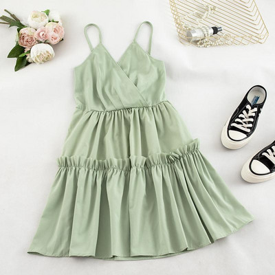 Nyári női ruha vékony pántokkal szabott modell több színben