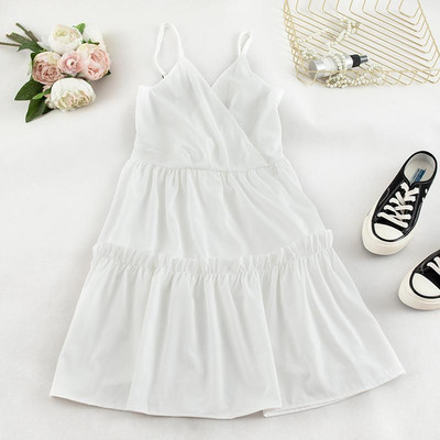 Nyári női ruha vékony pántokkal szabott modell több színben