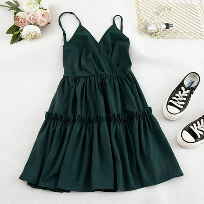 Nyári női ruha vékony pántokkal szabott modell több színben