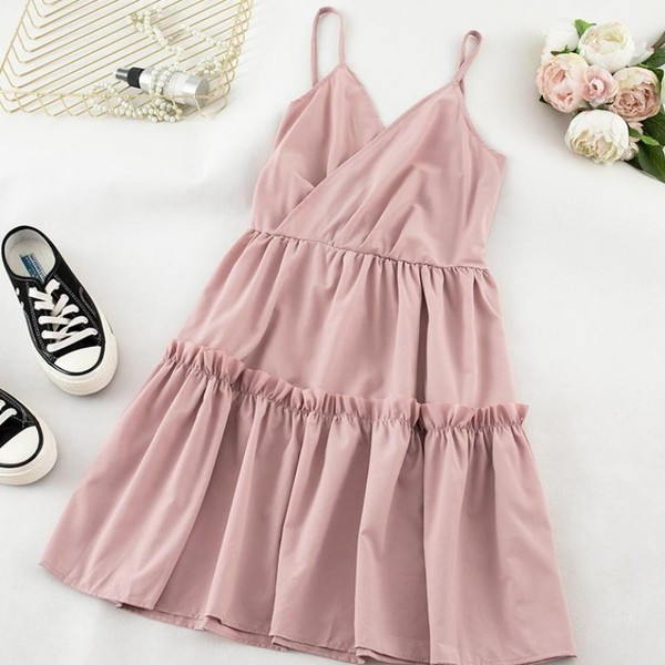 Nyári női ruha vékony pántokkal szabott modell több színben