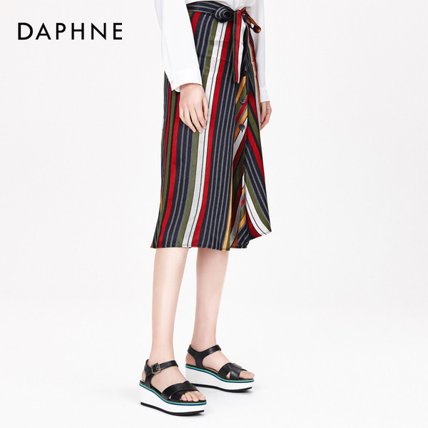 Női platformszandál három színben