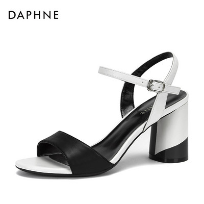 Női sarkú szandál három színben