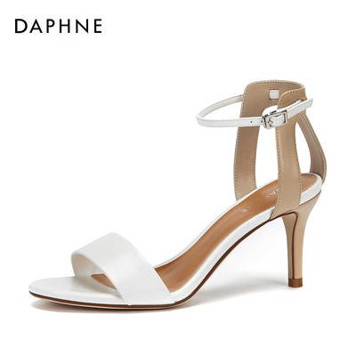 Γυναικεία σανδάλια σε μαύρο και άσπρο χρώμα με τακούνι