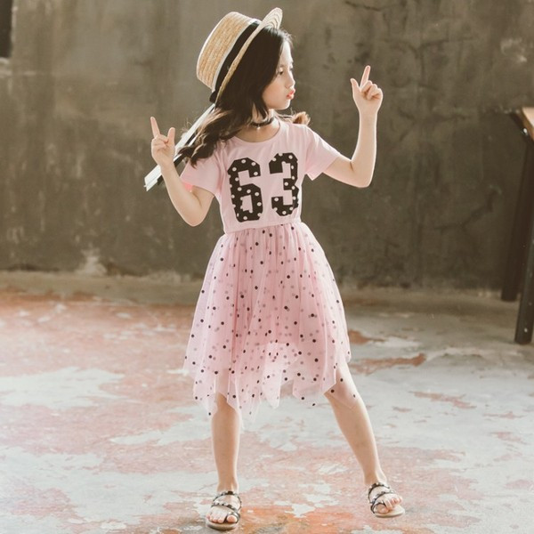 Rochie moderna pentru copii in roz si alb cu aplicatie