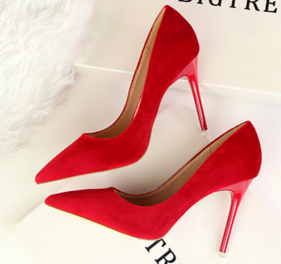 Formális női magas sarkú cipő több színben