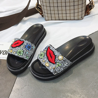 Modern női papucs rátéttel és kövekkel