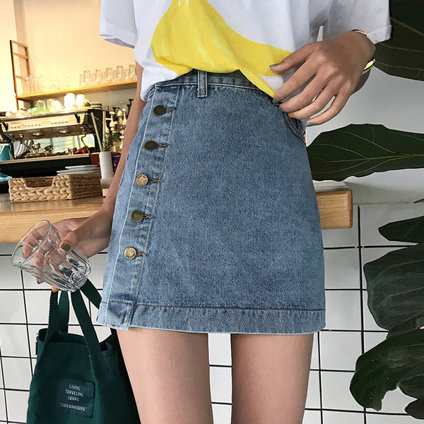 Модерна дамска дънкова пола с копчета в сив и син цвят