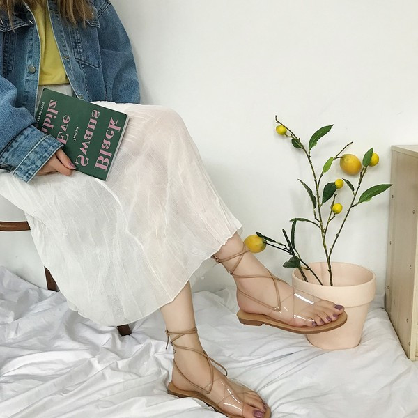 Alkalmi női szandál fűzős fekete és bézs színben