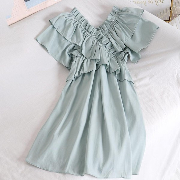 Stílusos női ruha V-nyakkal több színben