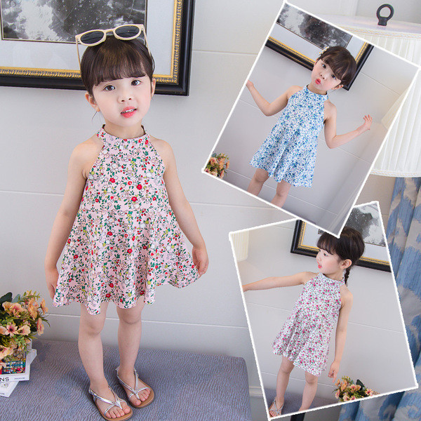 Aktuális gyerekruha három színben virágos motívumokkal