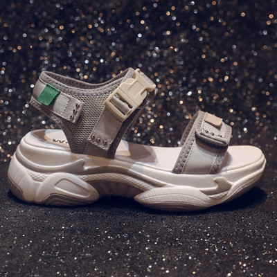 Alkalmi női szandál három színben és foltban