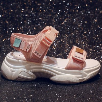 Alkalmi női szandál három színben és foltban