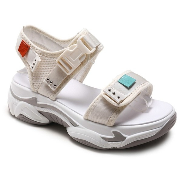 Alkalmi női szandál három színben és foltban