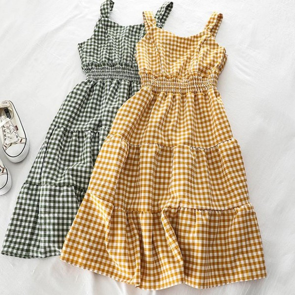 Kockás női ruha szabású modell több színben