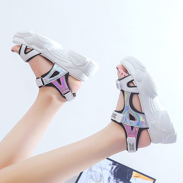 Sandale de dama elegante cu petice in doua culori de piele ecologica