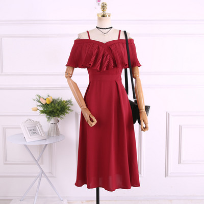 Modern női ruha vékony pántokkal több színben