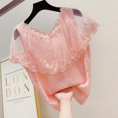 Modern női felső csipkével, fehér és rózsaszín színben