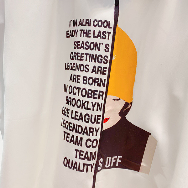 Καθημερινή γυναικεία μπλούζα με πολύχρωμη εφαρμογή σε διάφορα χρώματα