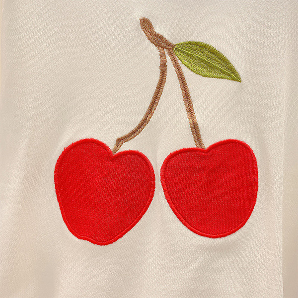 Női alkalmi póló három színben hímzéssel