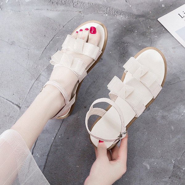 Női alkalmi szandál két színben 3D elemmel