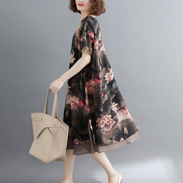 Alkalmi női ruha virágmintás, rövid ujjú