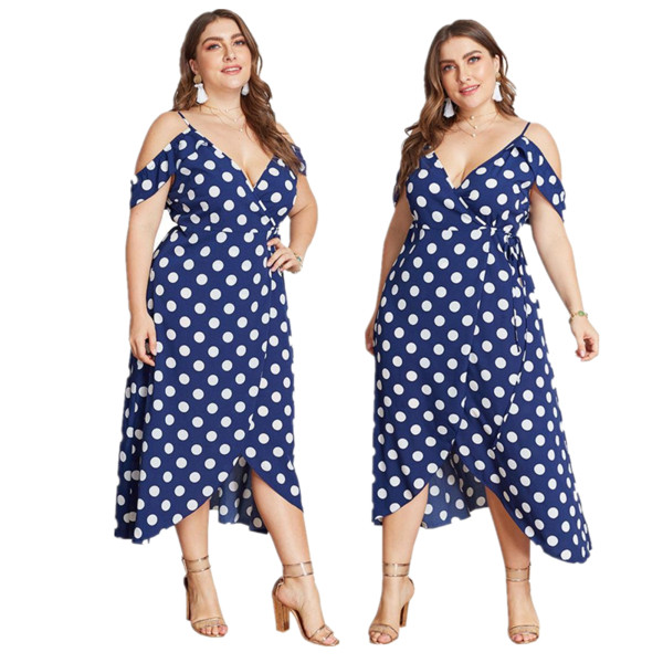 Stílusos női ruha vékony kék pántokkal