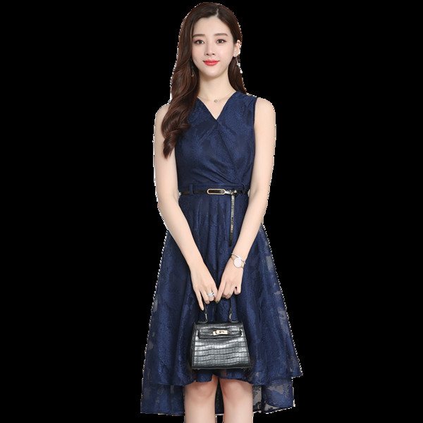 Stílusos női ruha fekete és kék övvel