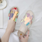 Modern női papucs két színben, lapos talppal