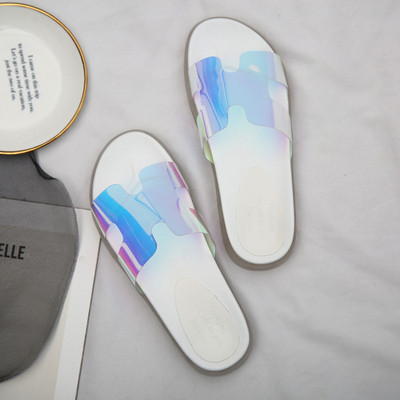 Modern női papucs két színben, lapos talppal