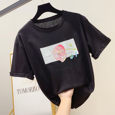 Női póló rátéttel és O-nyakkal