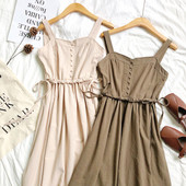 Hétköznapi női ruha vékony pántokkal és nyakkendőkkel több színben