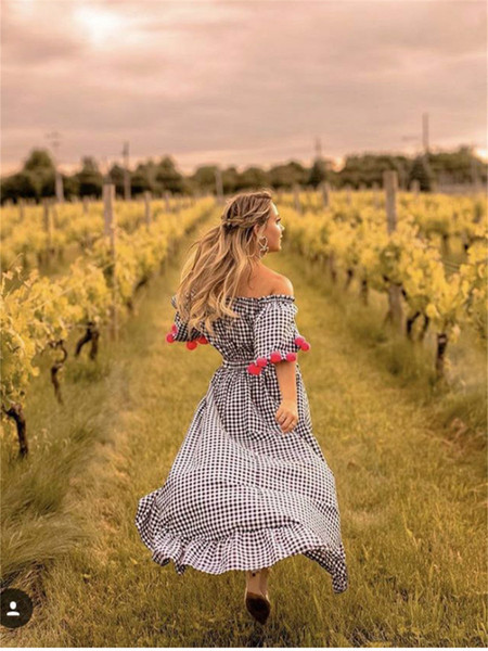 Rochie de dama eleganta in carouri model simetric