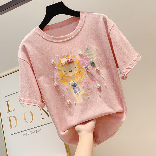 Rövid ujjú, gyöngy díszítésű női póló