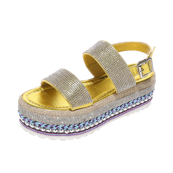 HIT Női szandál magas talppal és kövekkel több színben