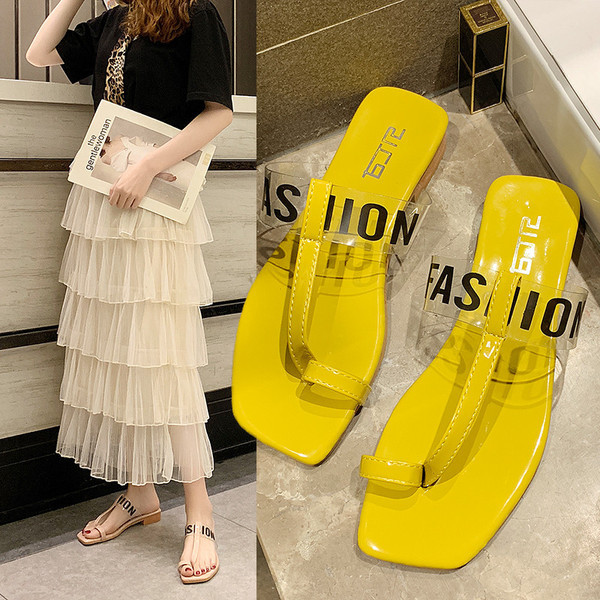 Modern női papucs több színben felirattal