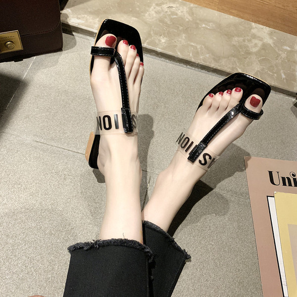 Modern női papucs több színben felirattal