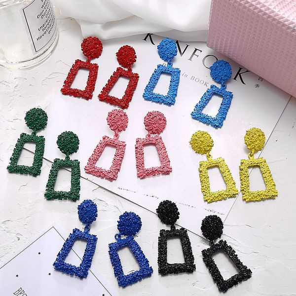 Cercei eleganti de dama in mai multe culori