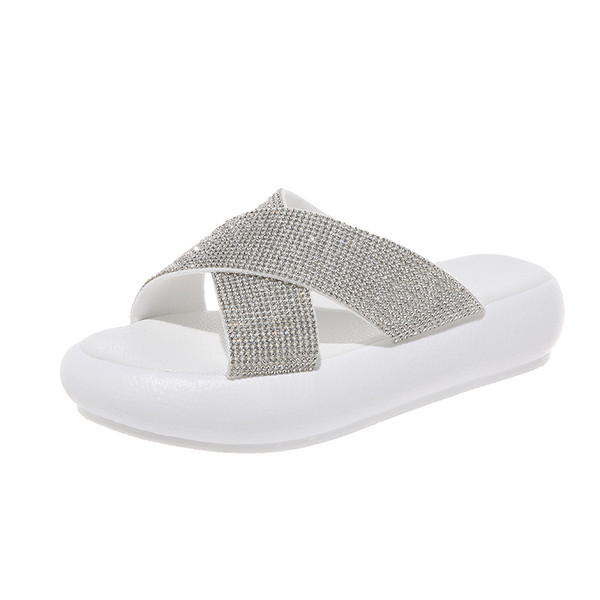 Modern női papucs kövekkel, különböző színekben