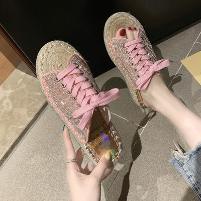 Modern női papucs három színben nyakkendővel és kövekkel