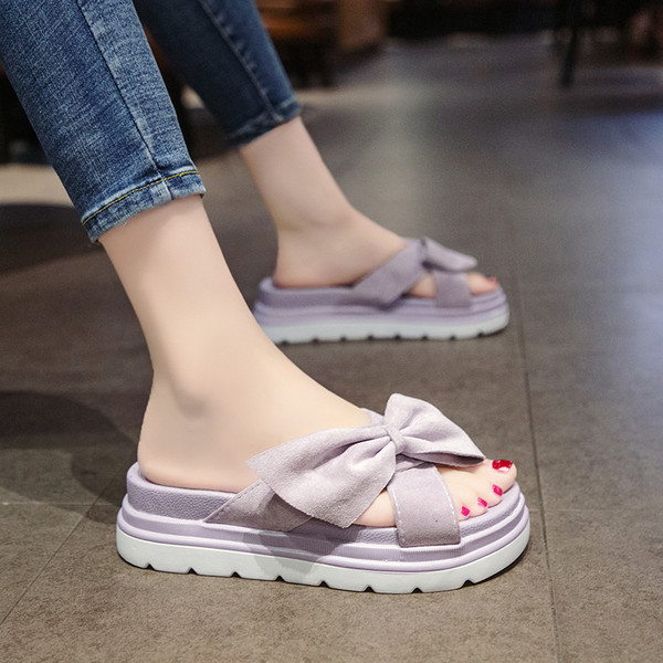 Alkalmi női papucs kék és lila szalaggal