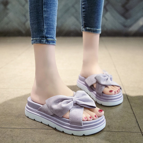 Alkalmi női papucs kék és lila szalaggal