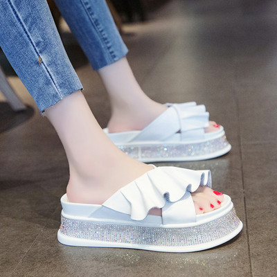 Női papucs új modell magas talppal és kövekkel több színben