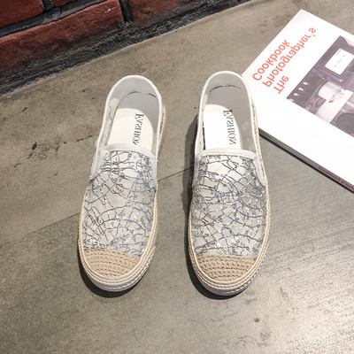 Modern női mokaszinok arany, ezüst és fekete színben