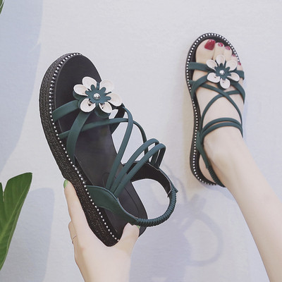 Stílusos női szandál három színben 3D elemmel