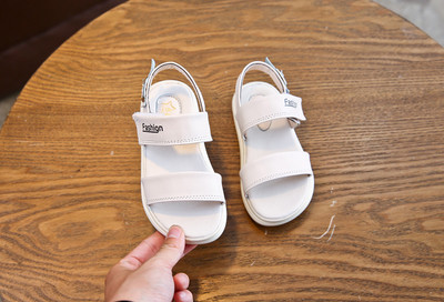 Öko bőrből készült modern gyerekszandál két színben - lányoknak